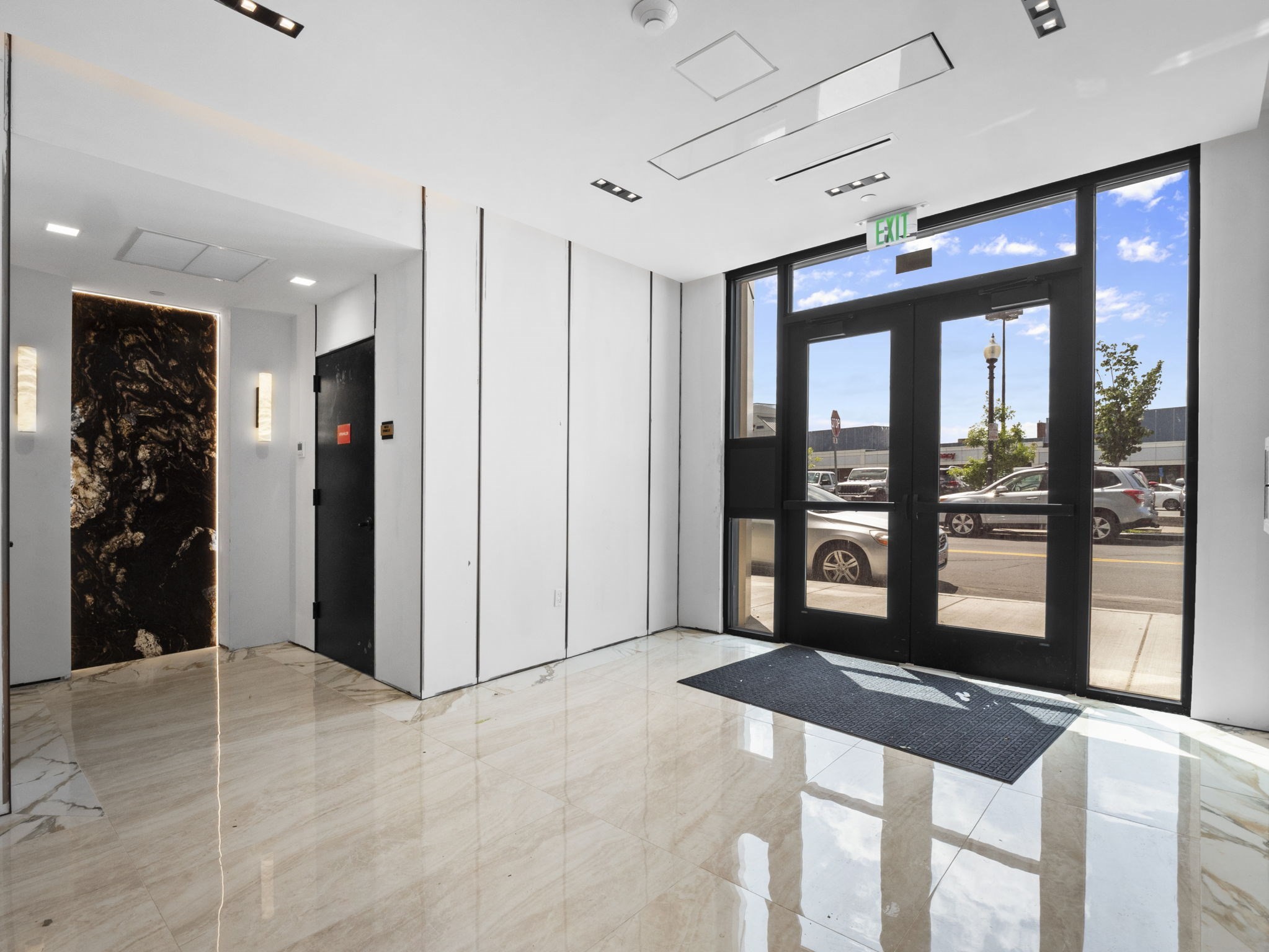 40 William C Kelly Sq Property Photo 17