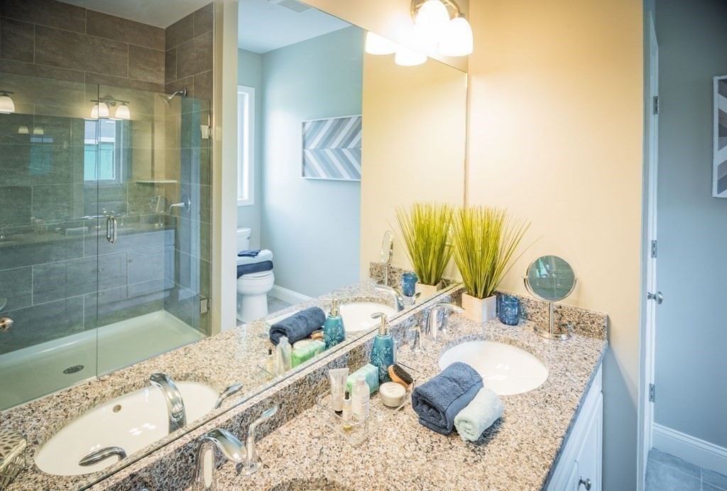 11 Trumpet Vine Lane Property Photo 10
