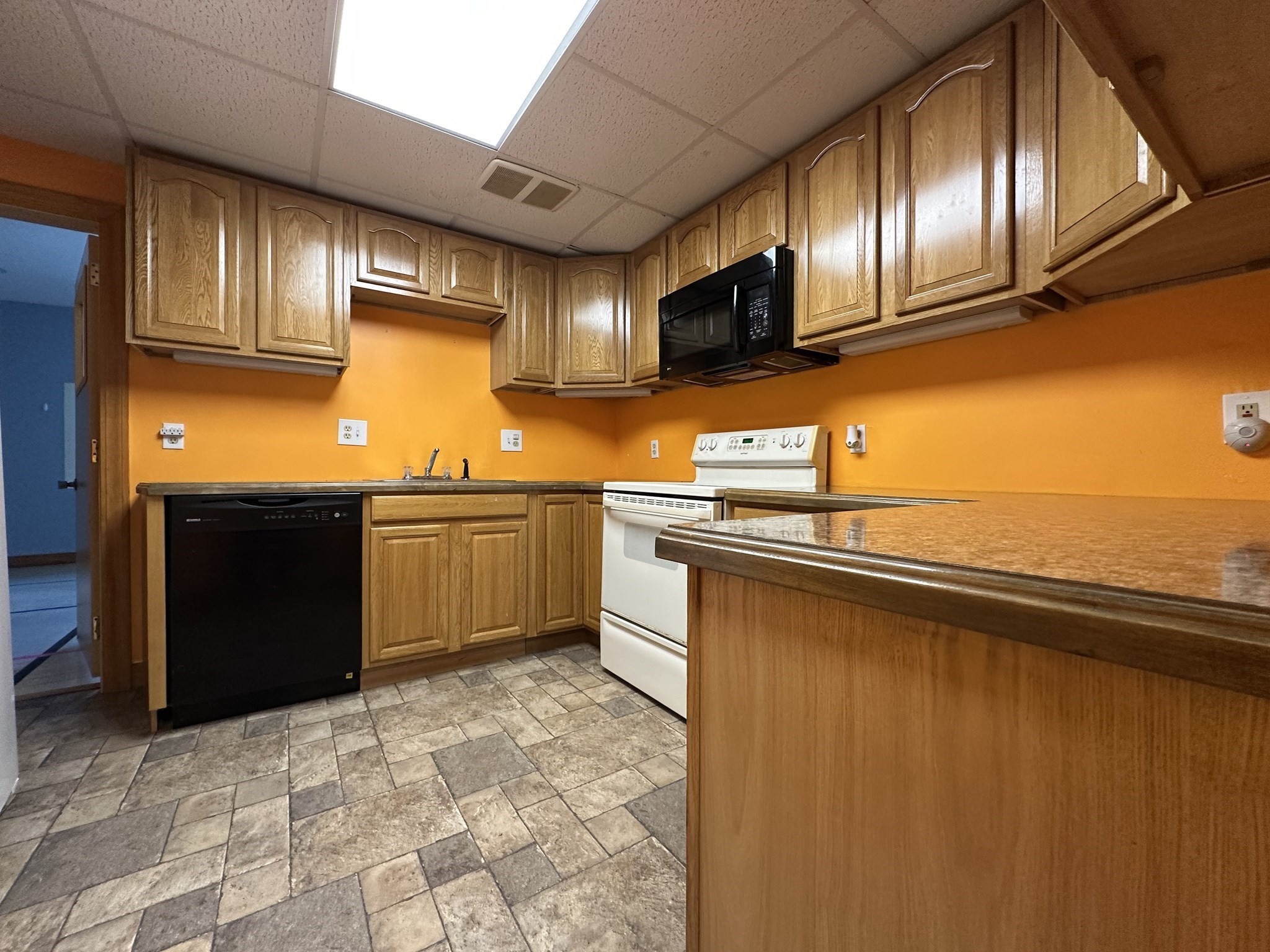 386 Chicopee Street Property Photo 7