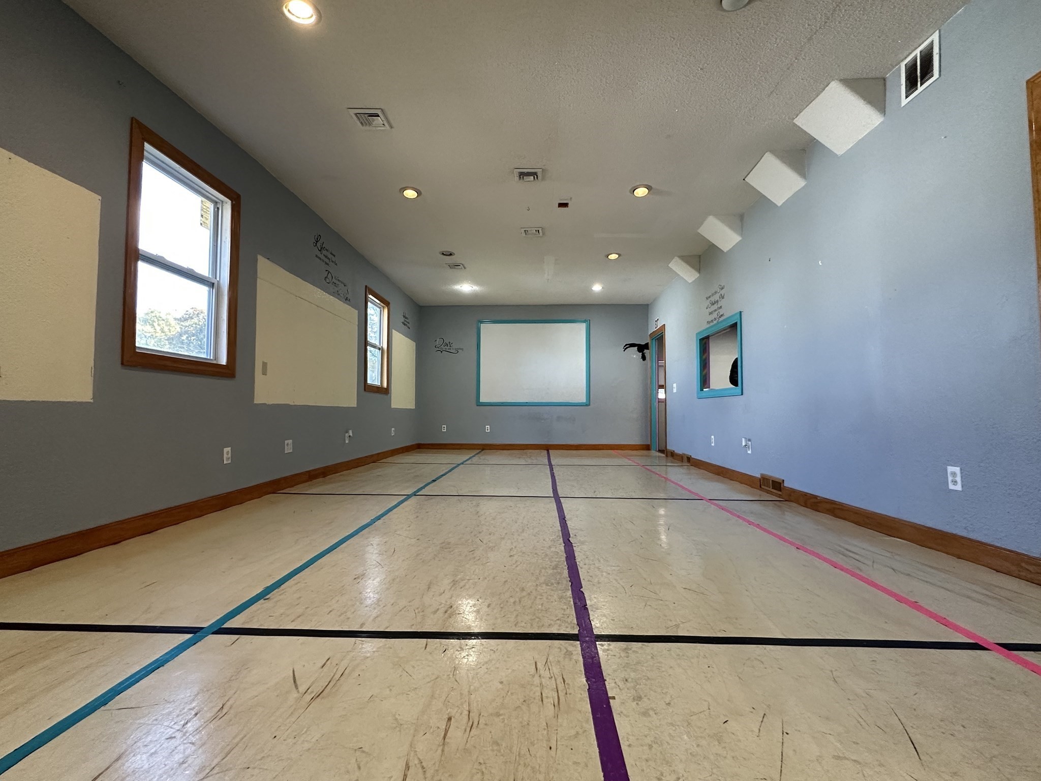 386 Chicopee Street Property Photo 9