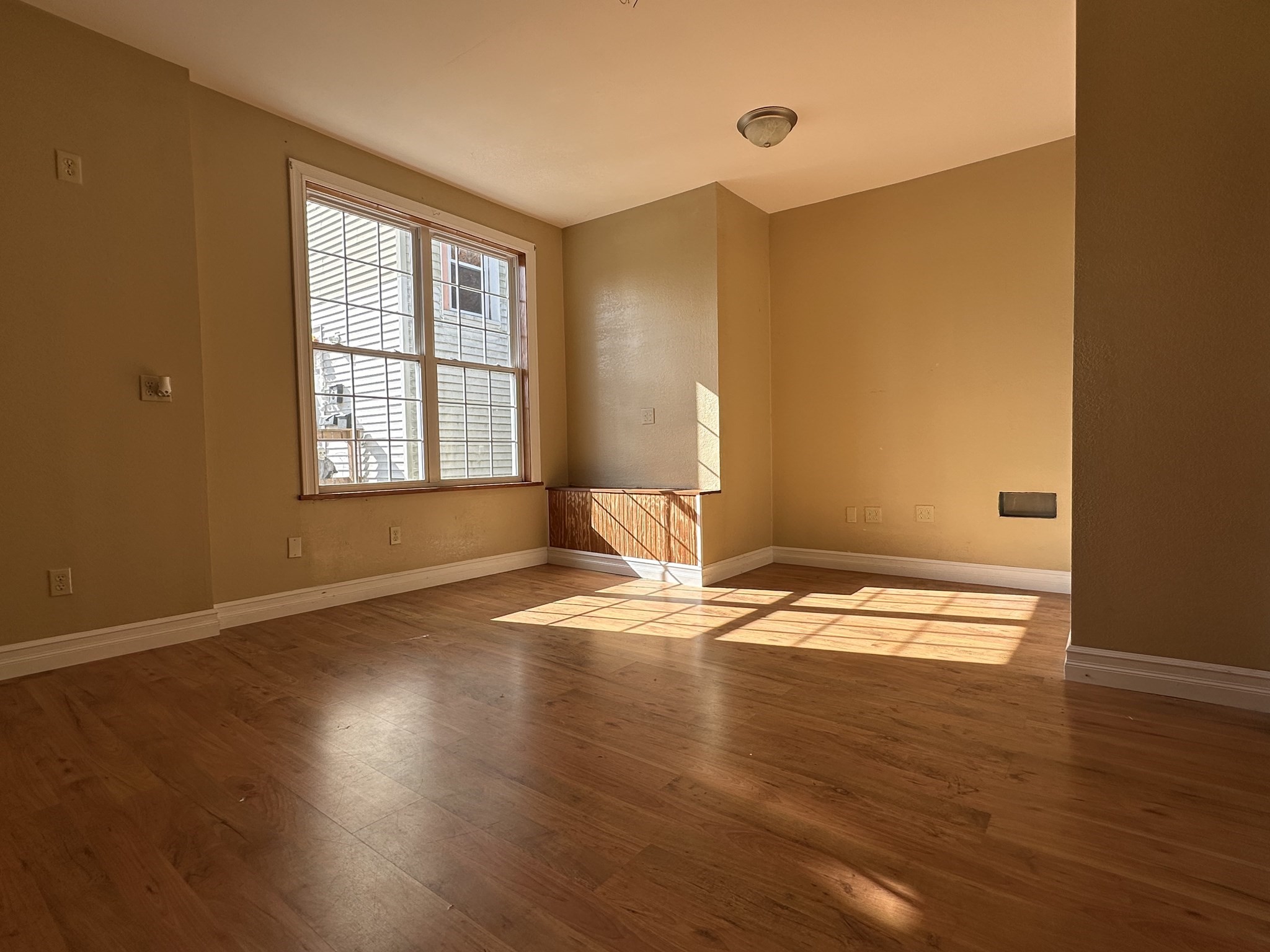 386 Chicopee Street Property Photo 14