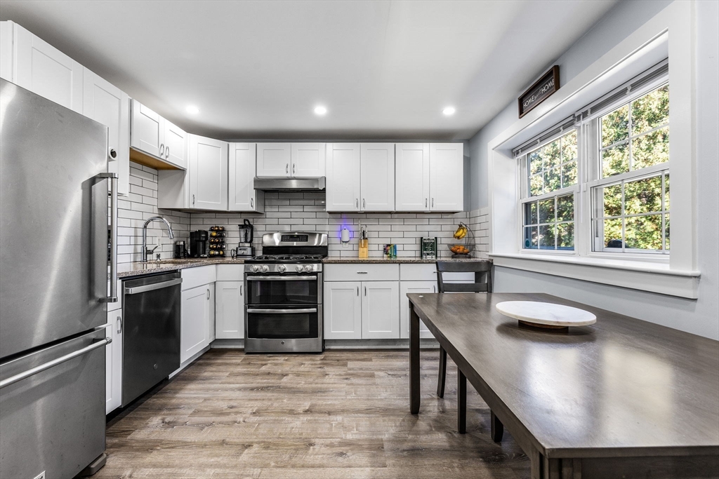 90 Edgelawn Ave # 1 Property Photo 1