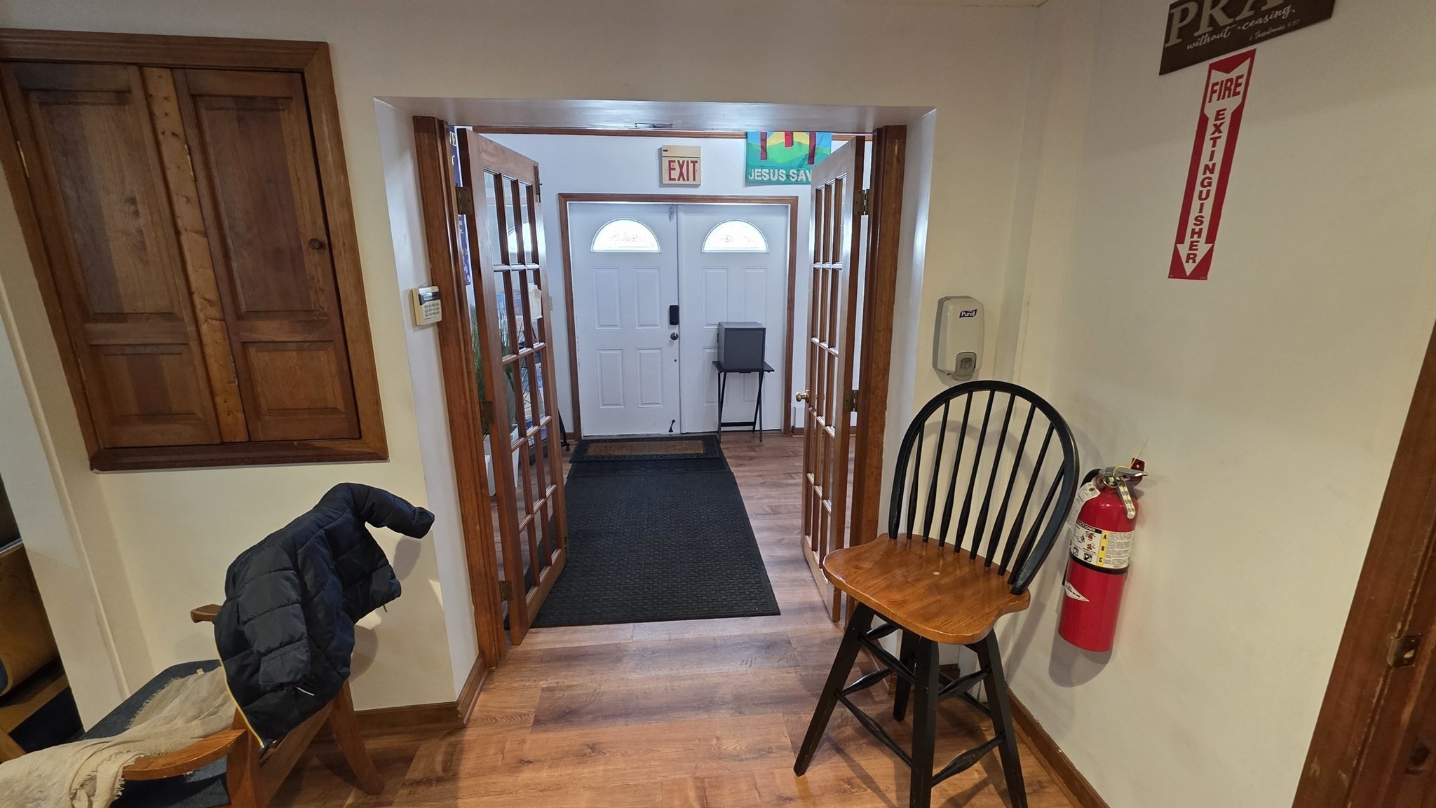 178 Weir St Property Photo 7