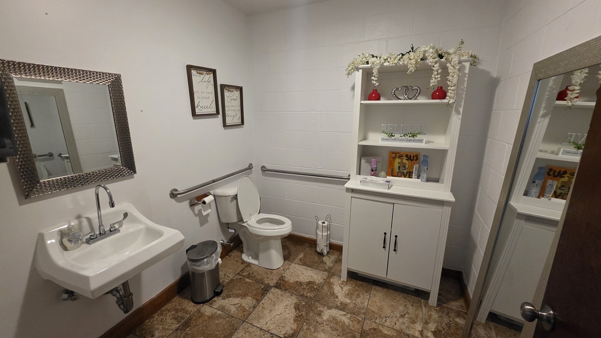 178 Weir St Property Photo 15