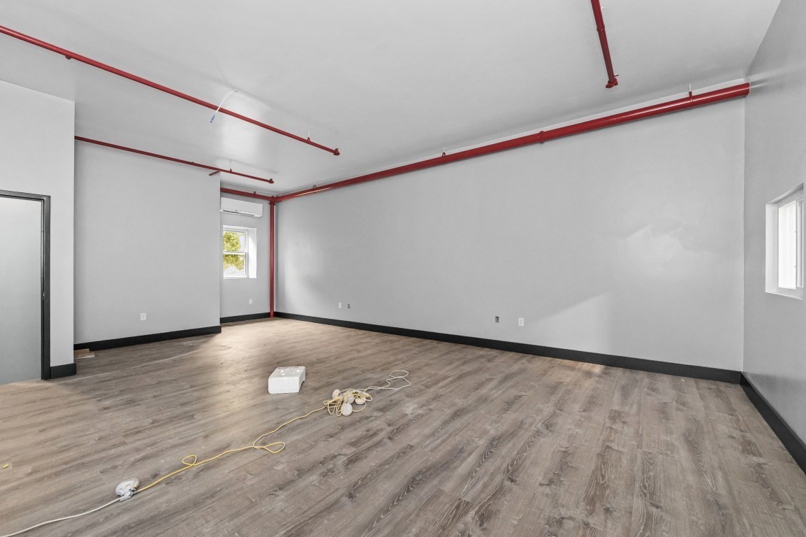 1130 Eastern Ave Property Photo 12