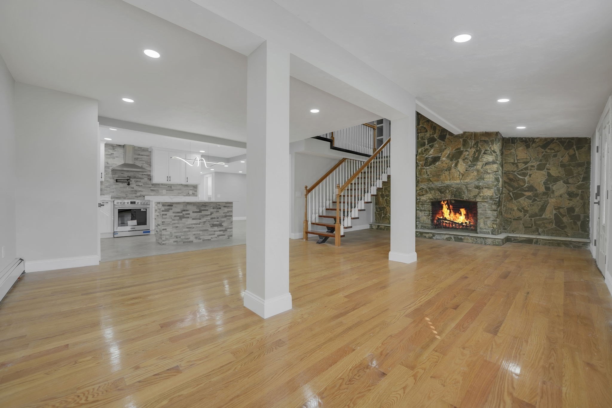 128 Old Bedford Rd Property Photo 6