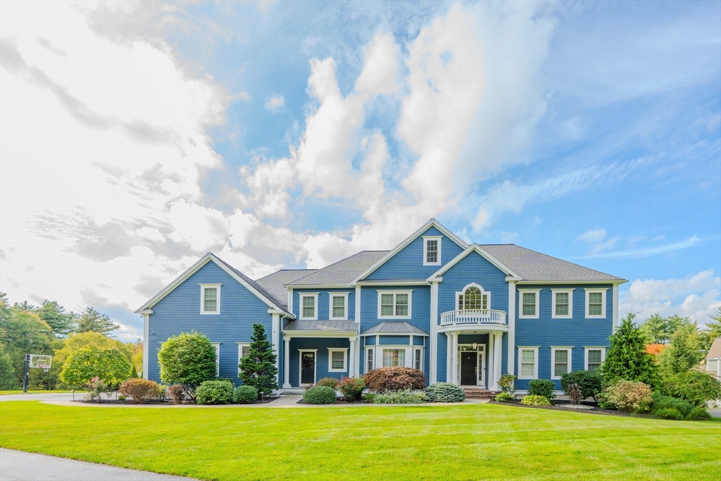 25 Collins Rd Property Photo 1