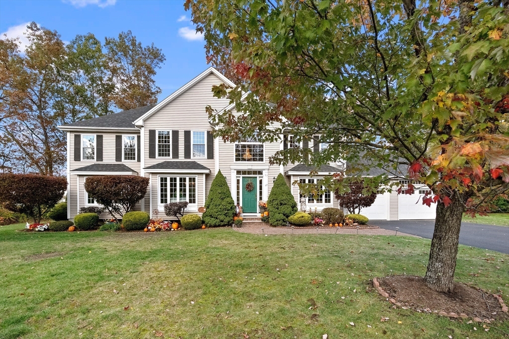 17 Meredith Rd Property Photo 1