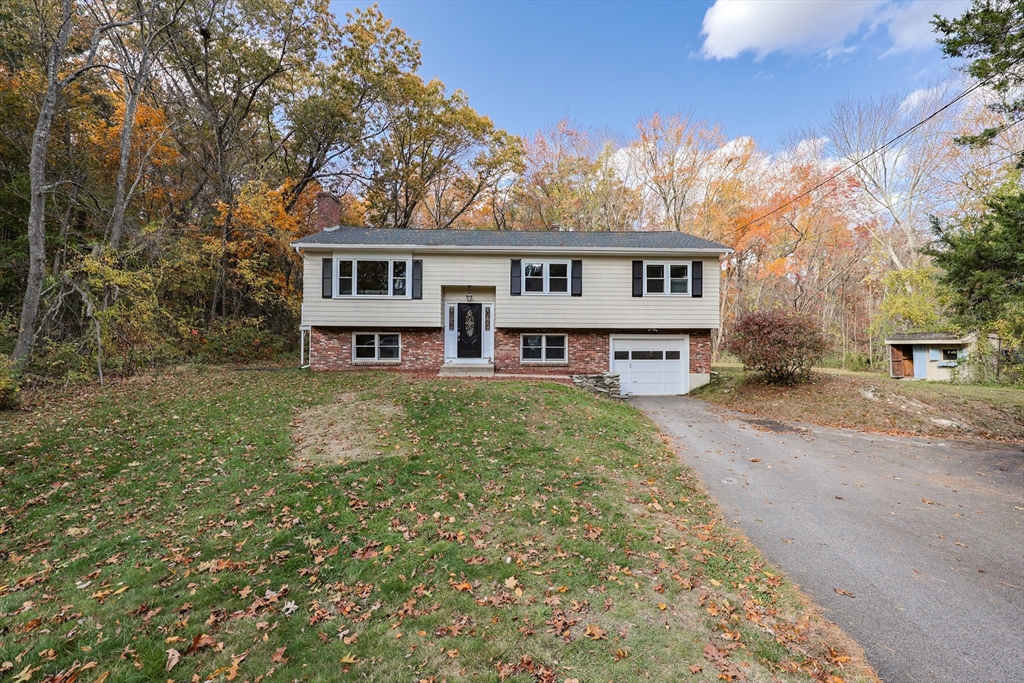 815 Pound Hill Road Property Photo 1