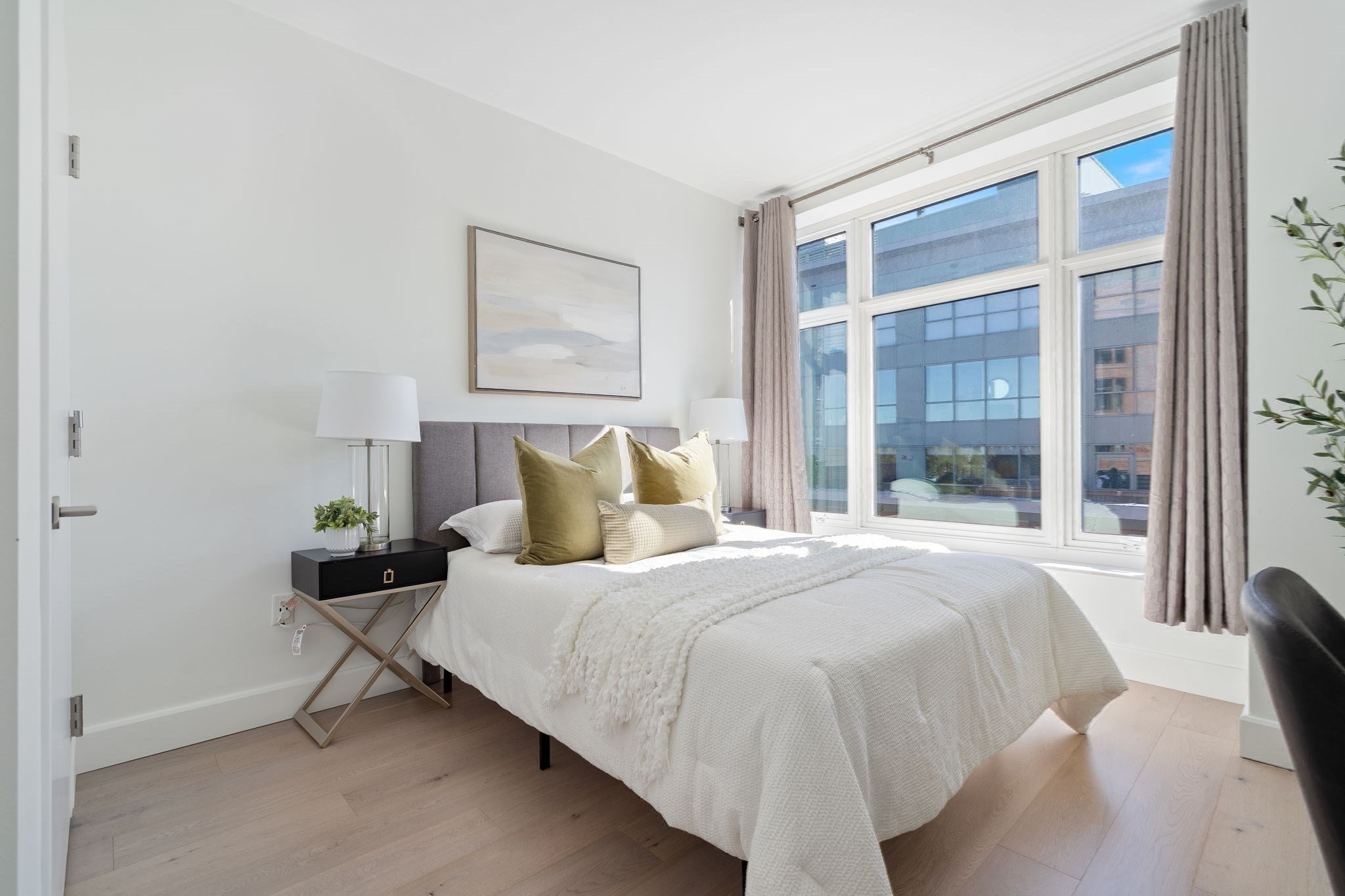 100 Lovejoy Wharf # 1b Property Photo 19