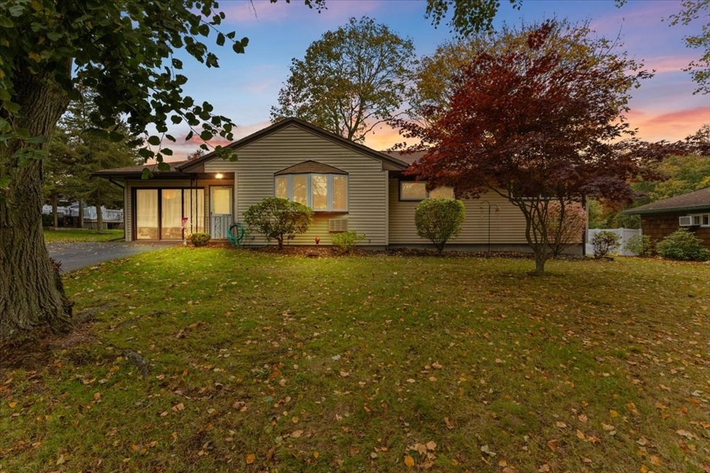 51 Linden Dr Property Photo 1