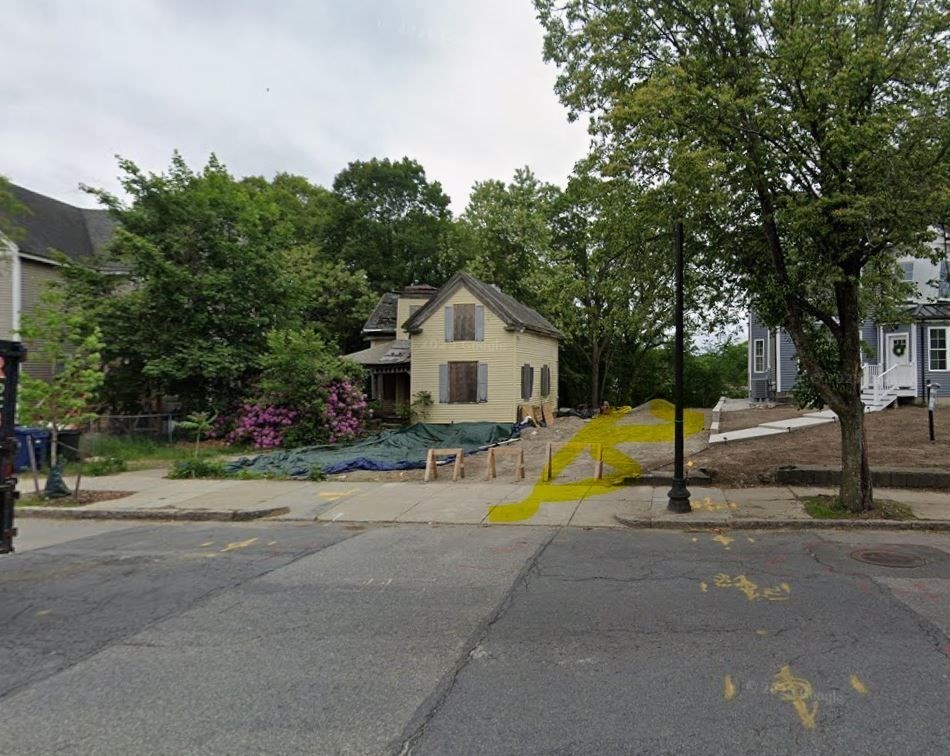 1139 Hyde Park Ave Property Photo 4