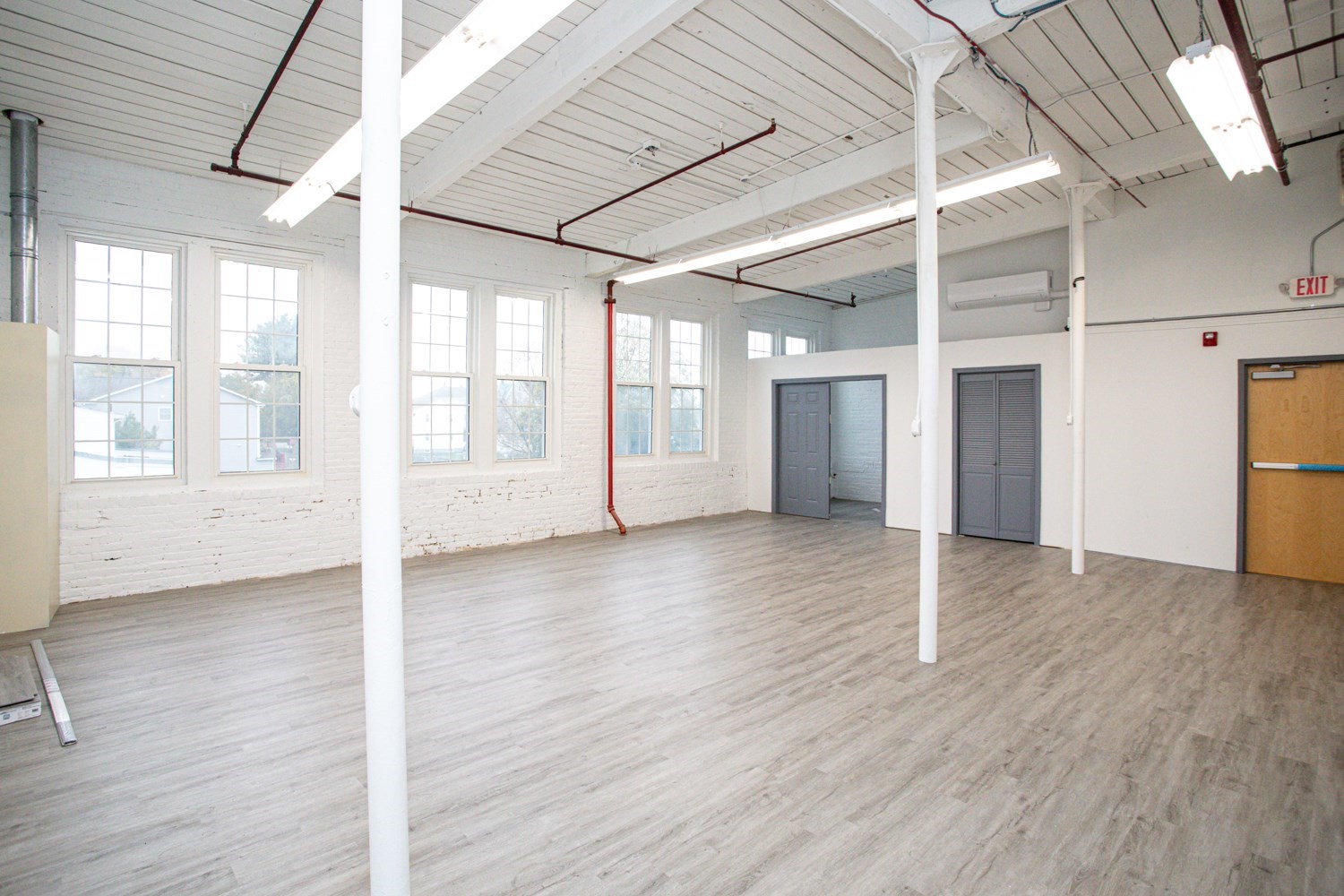 145 Globe St # 2b Property Photo 2