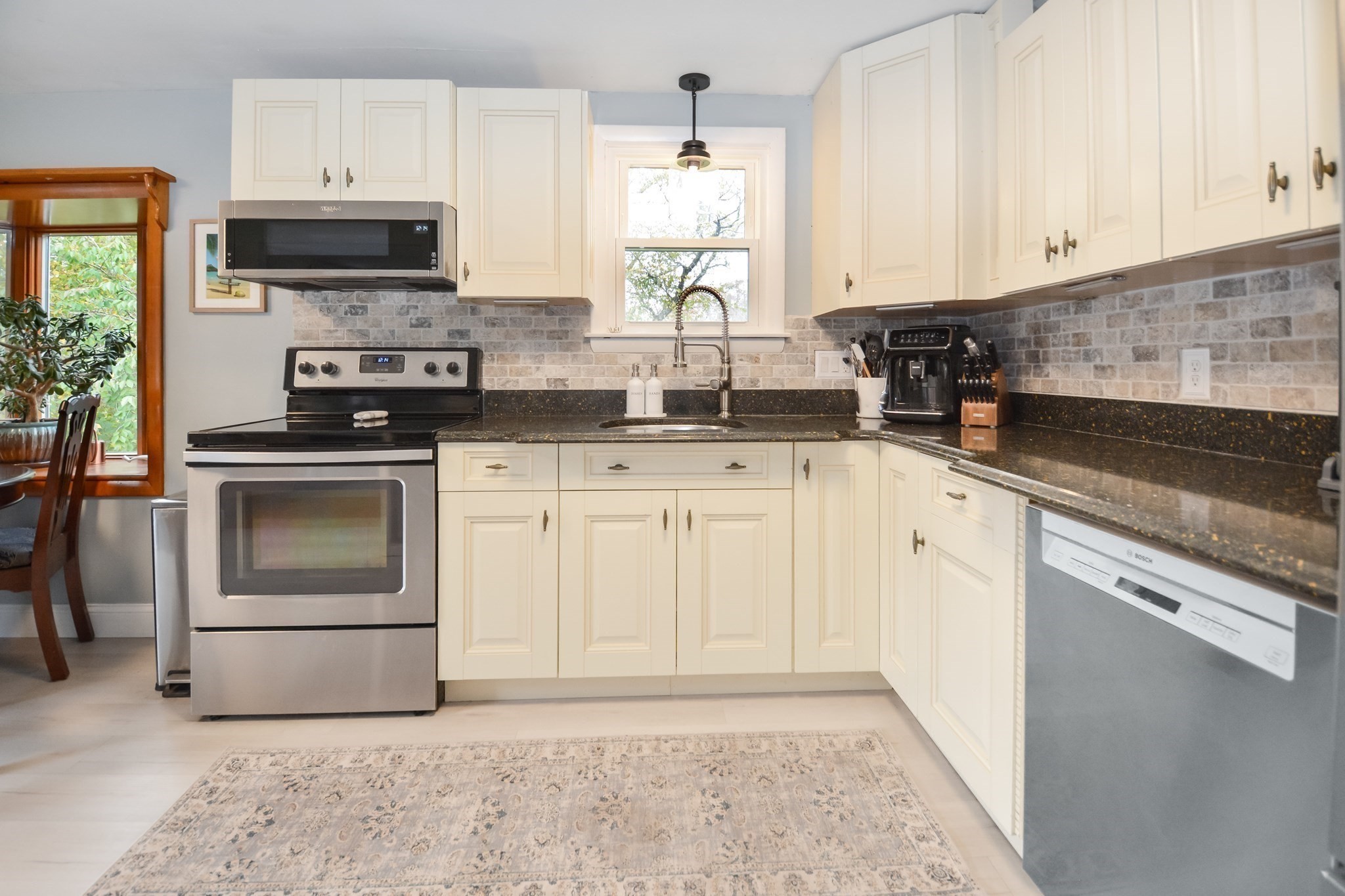 360 High St Property Photo 1