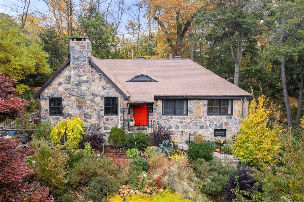 57 Louders Ln Property Photo 1