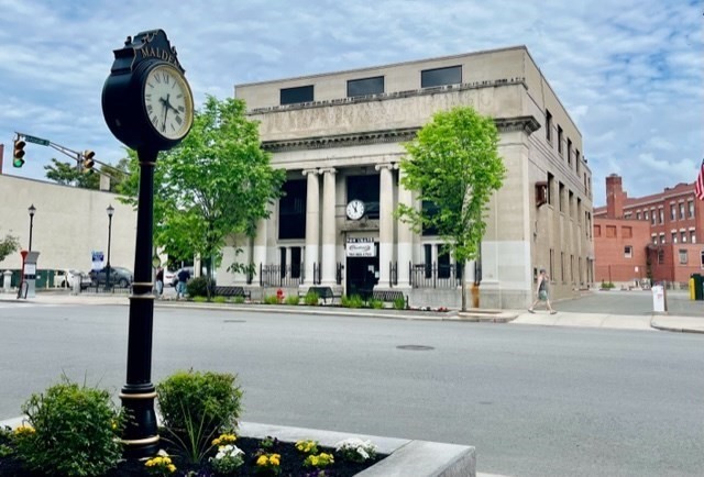 399 Main St Property Photo 1