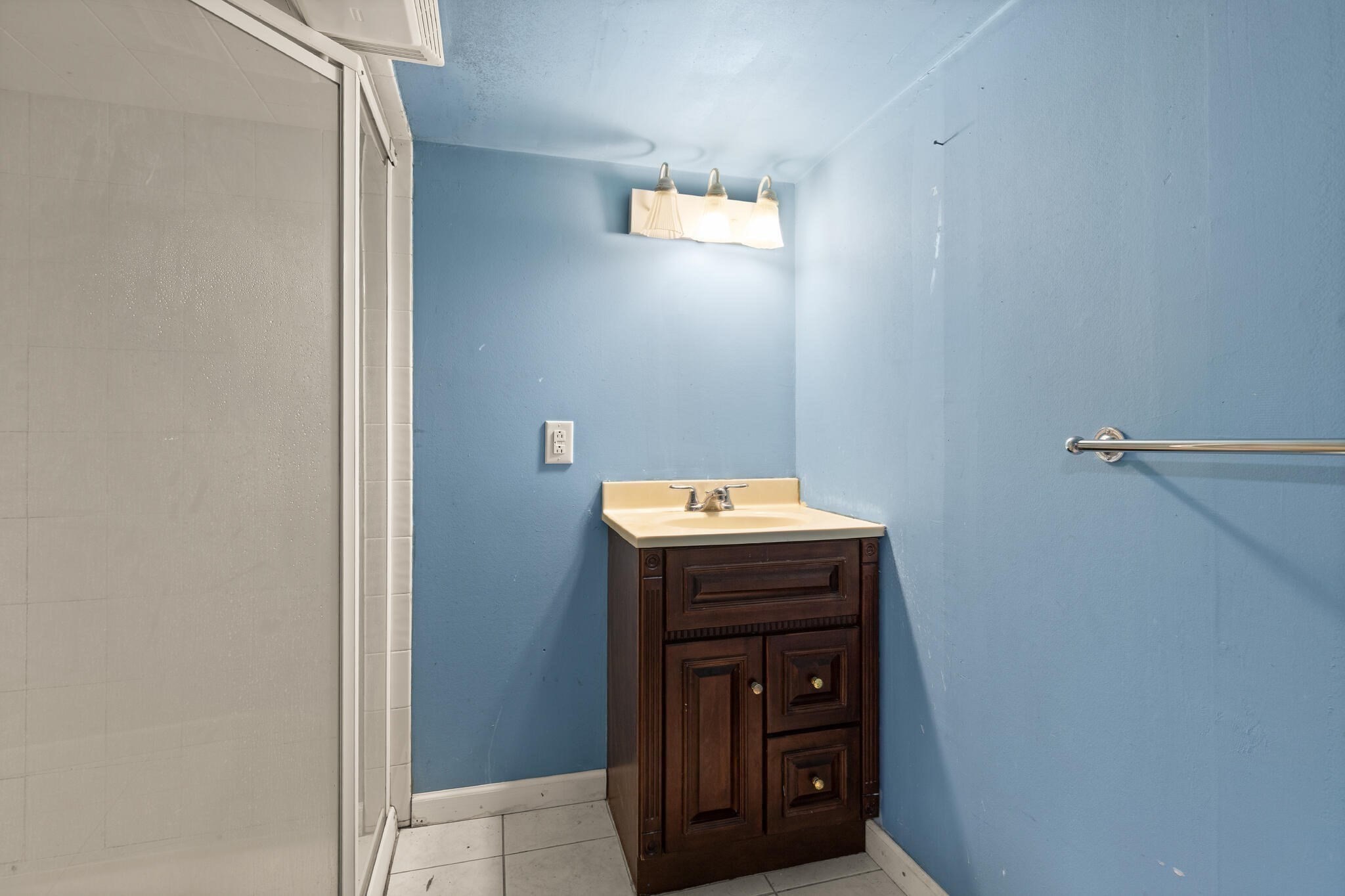 10 Minthorne St Property Photo 26