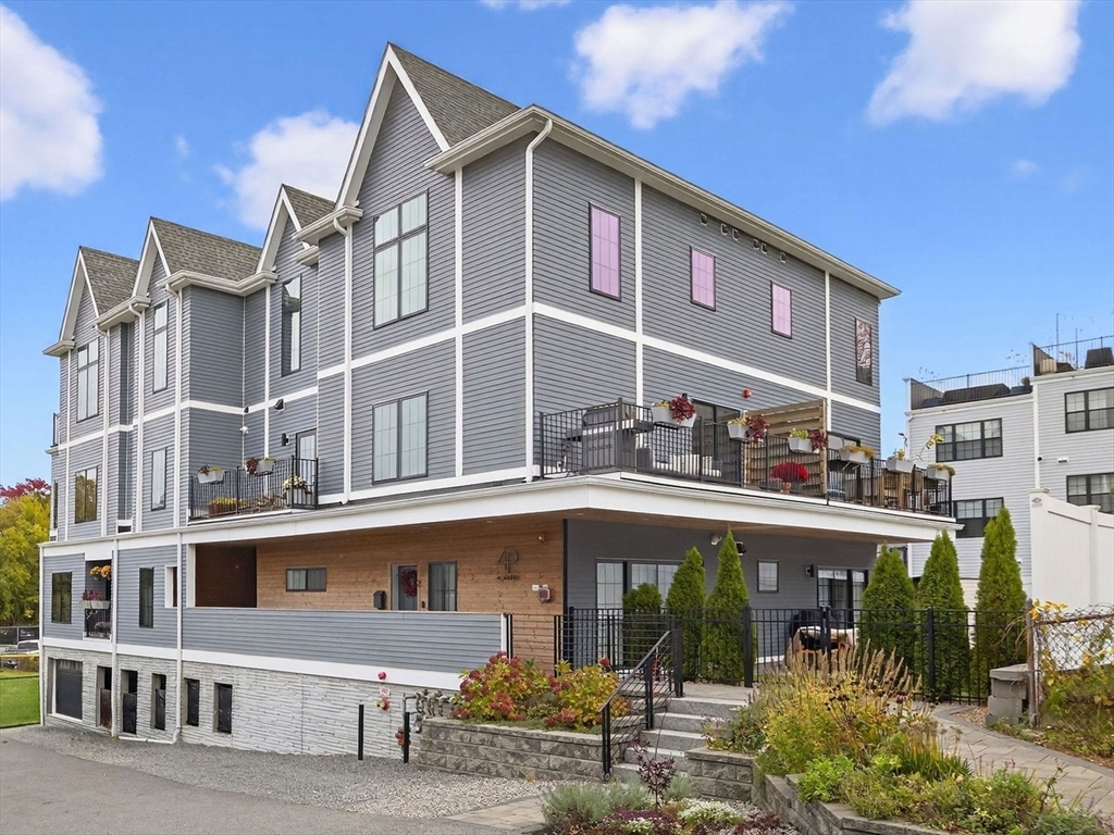 4 Payne Street # 5 Property Photo 1