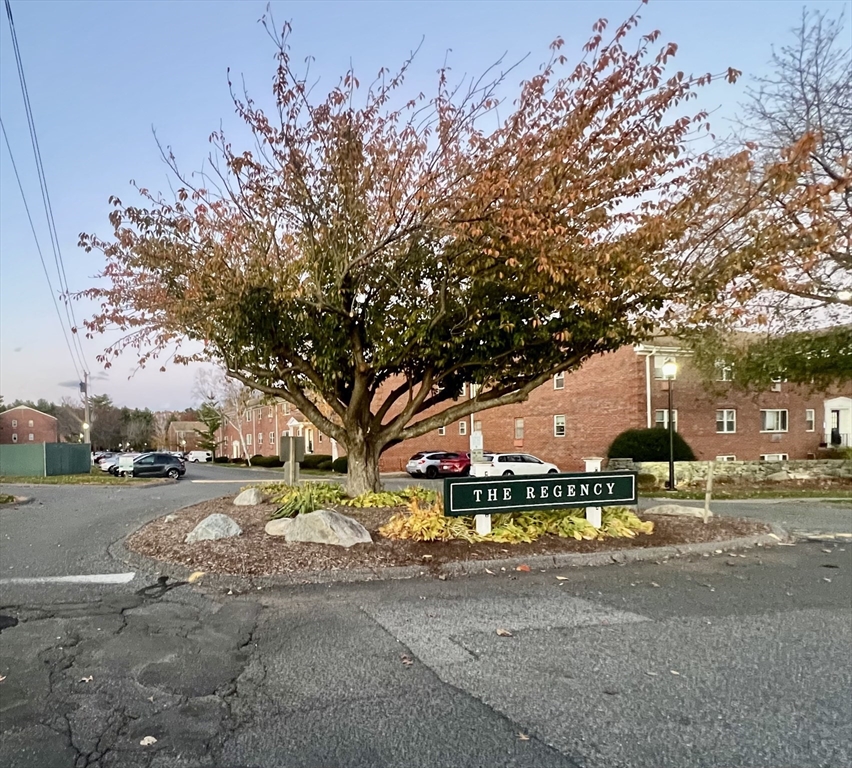 192 Regency Park Dr # 192