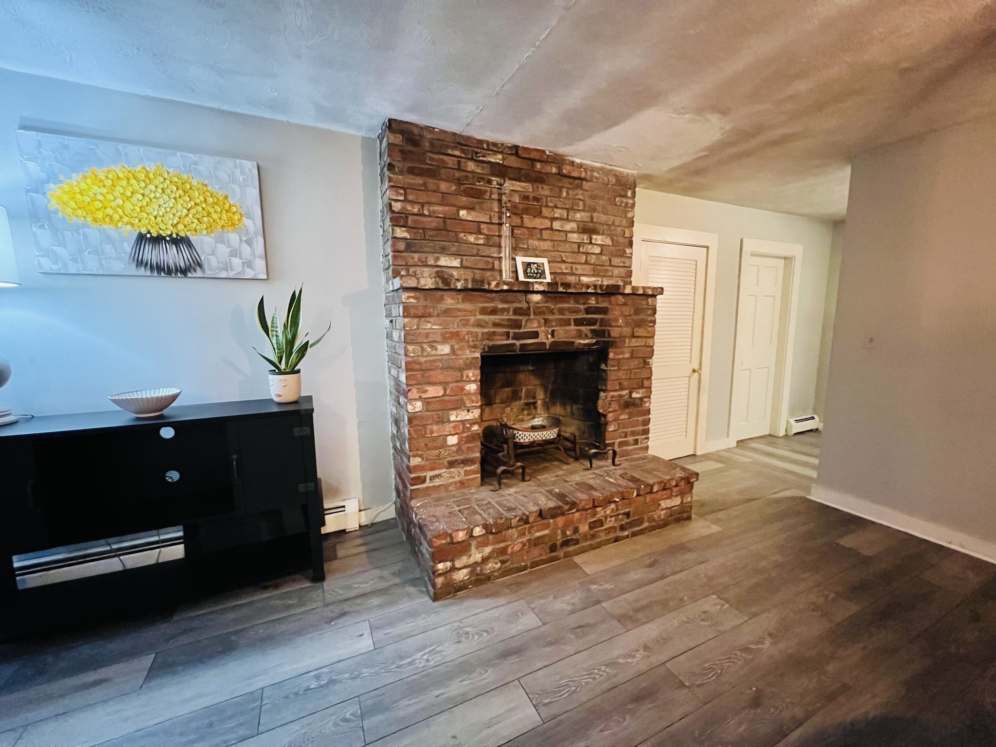 601 Newburyport Turnpike Property Photo 9