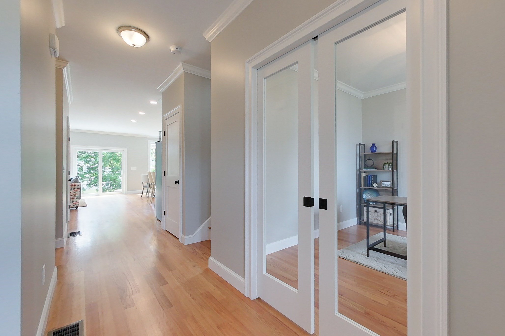 10 Pleasant St Property Photo 21