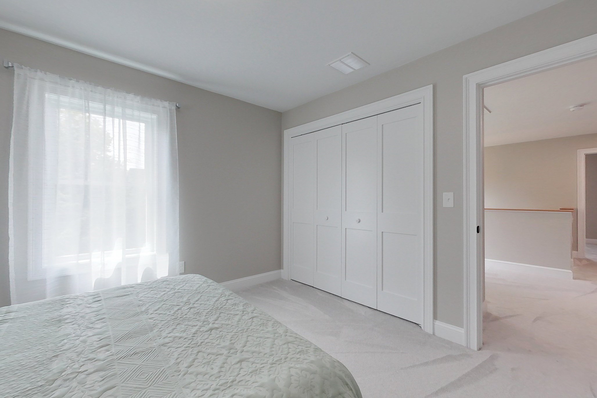 10 Pleasant St Property Photo 28
