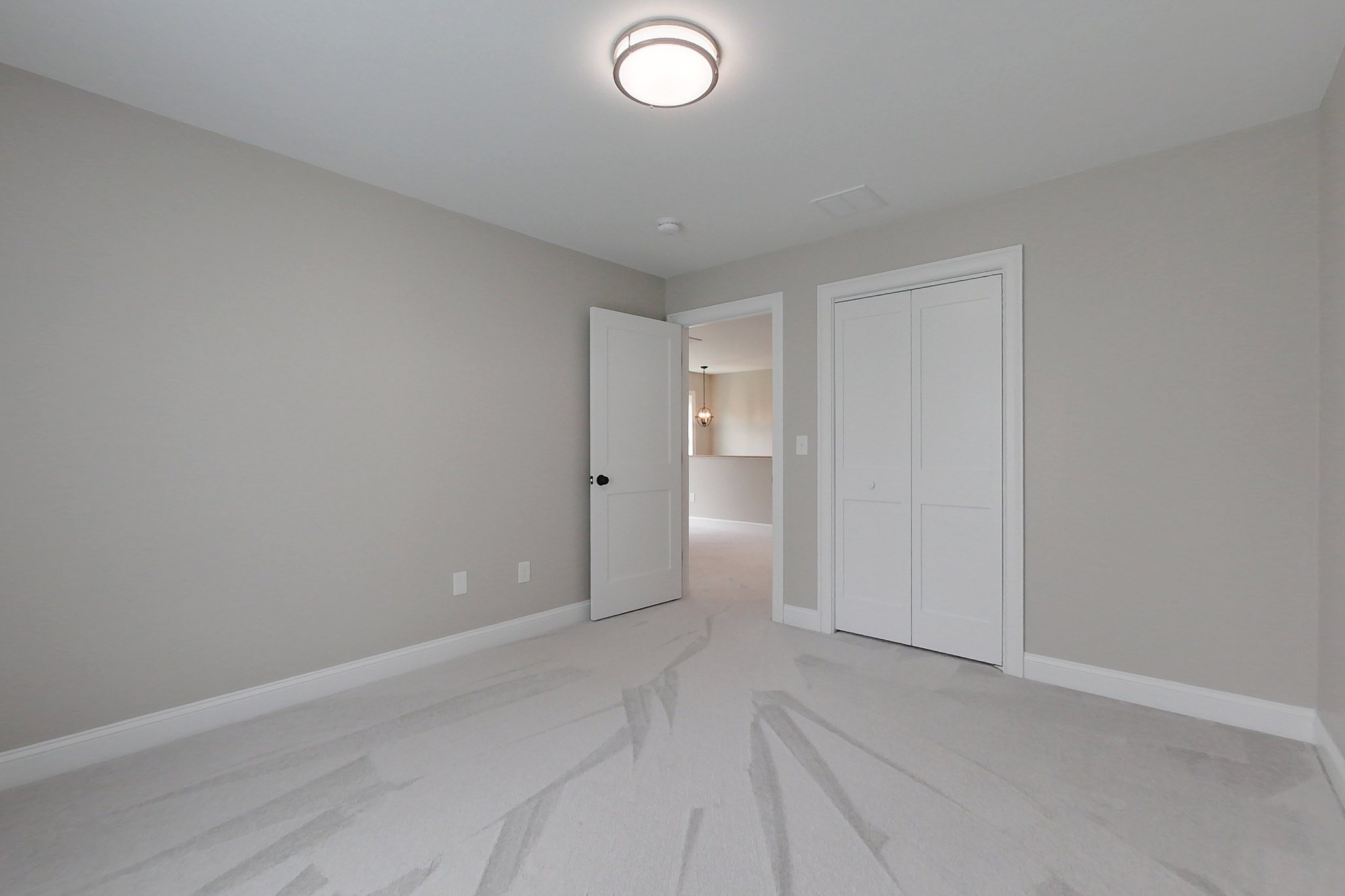 10 Pleasant St Property Photo 30