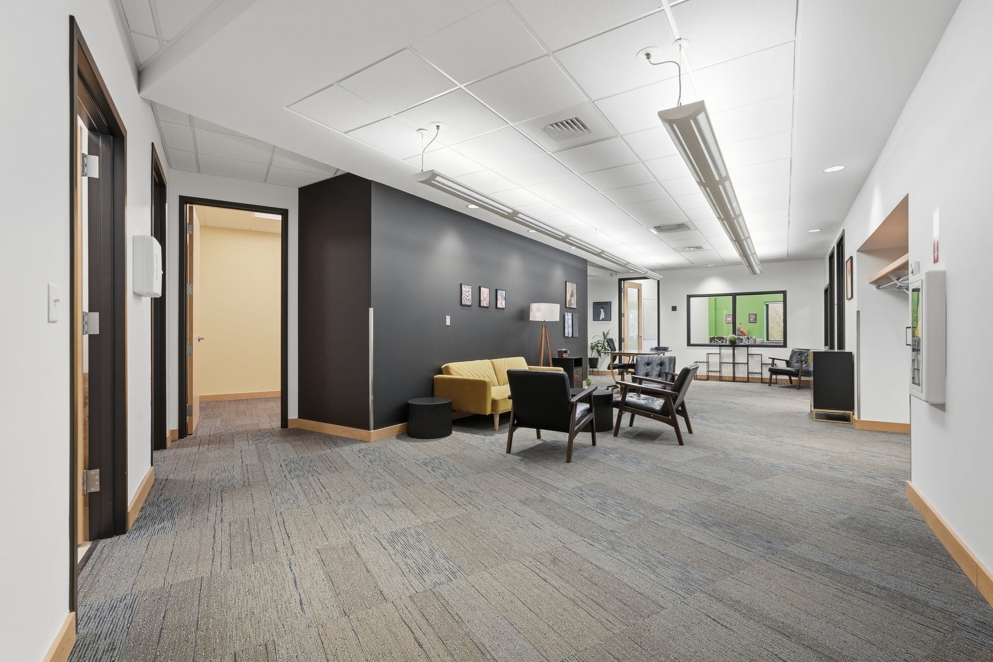 100 University Dr Property Photo 3