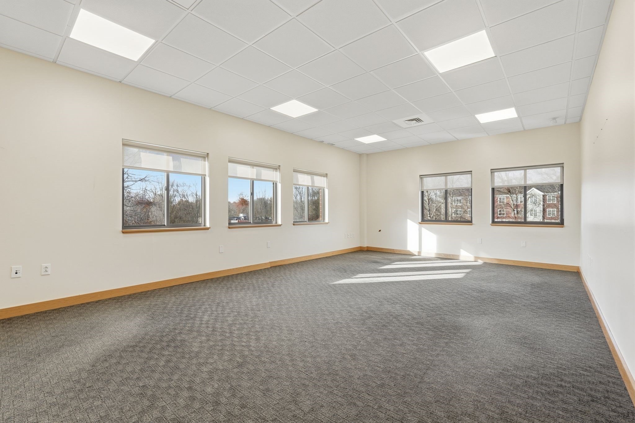 100 University Dr Property Photo 14