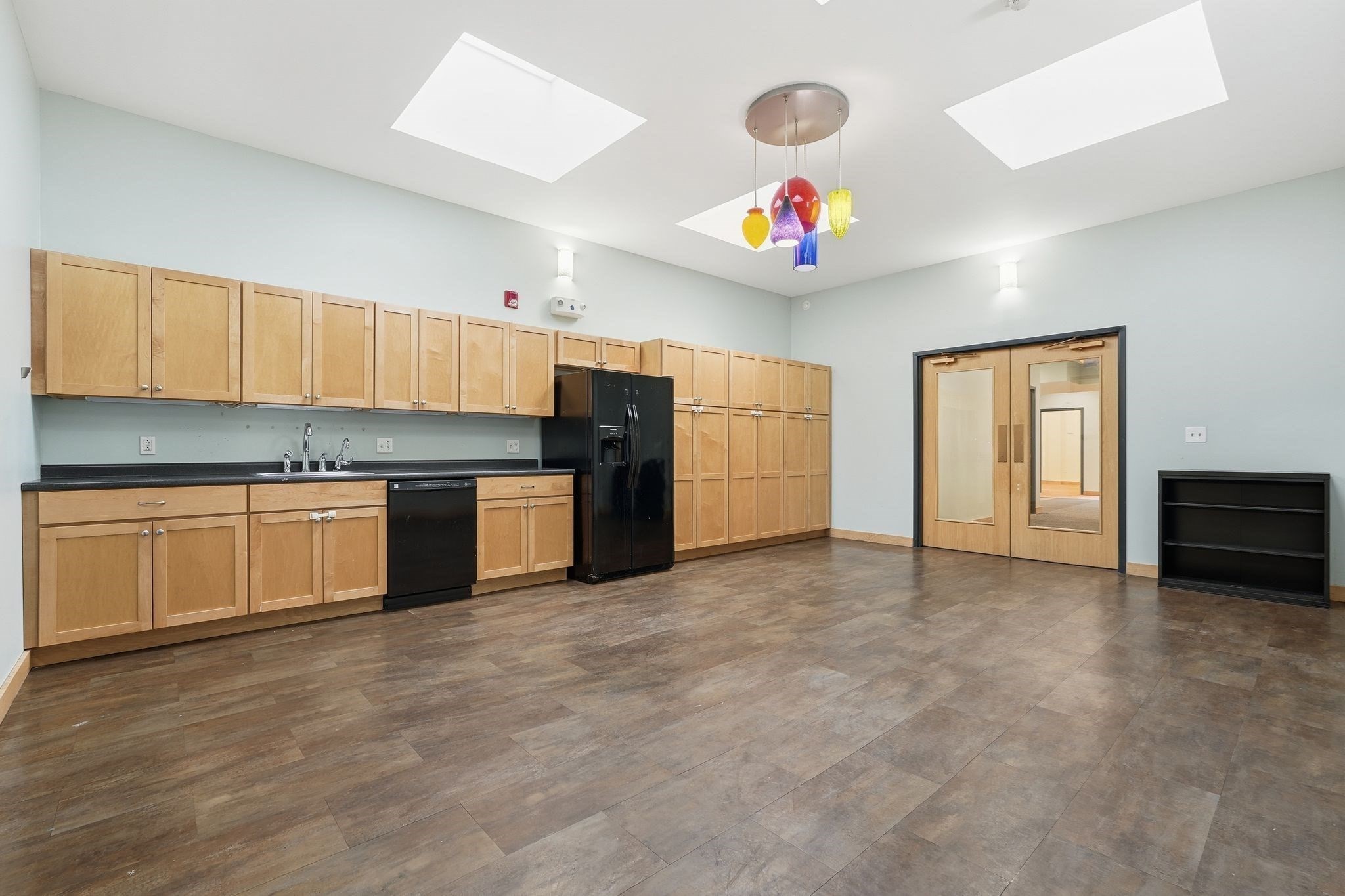 100 University Dr Property Photo 16