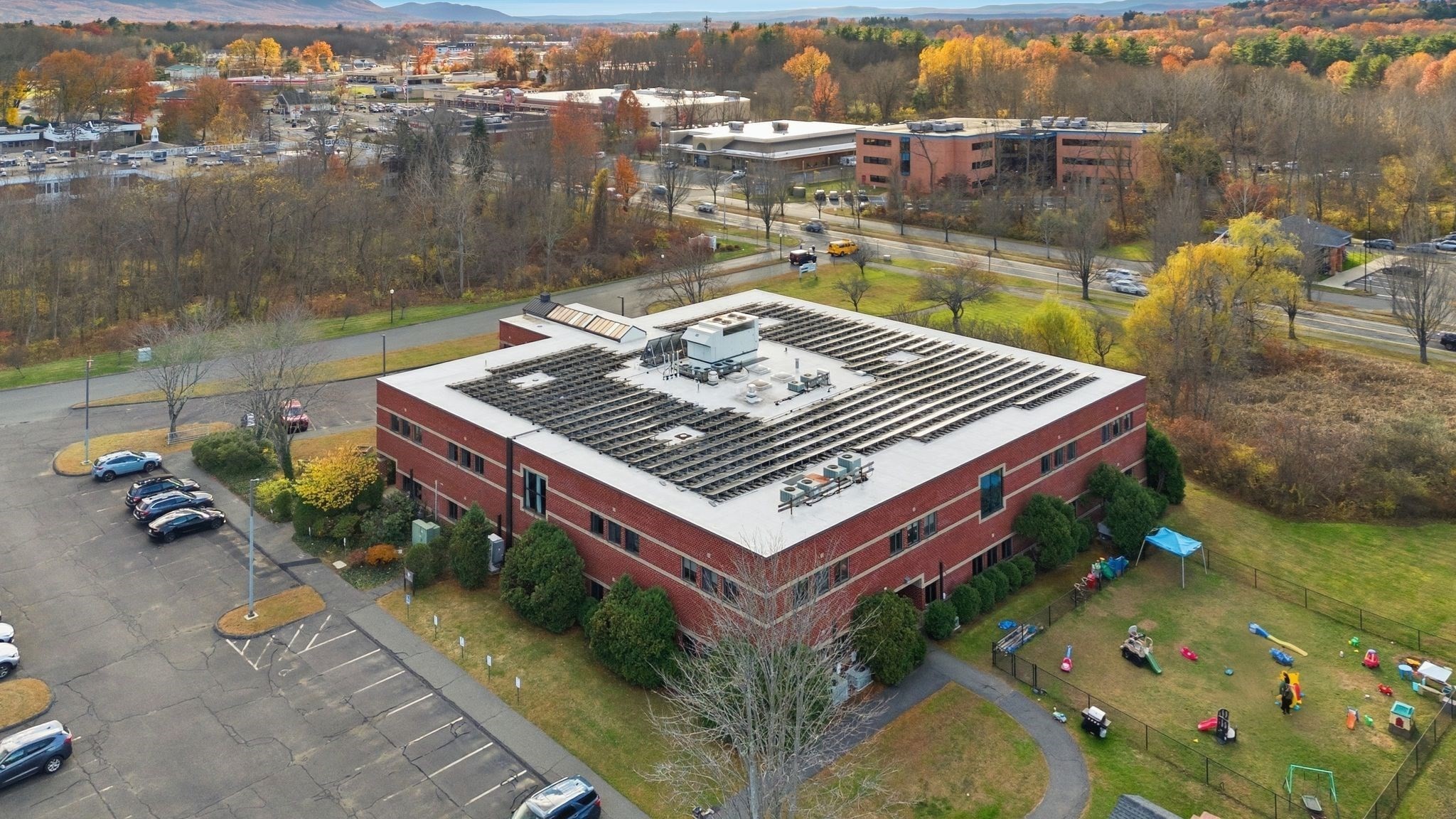 100 University Dr Property Photo 20