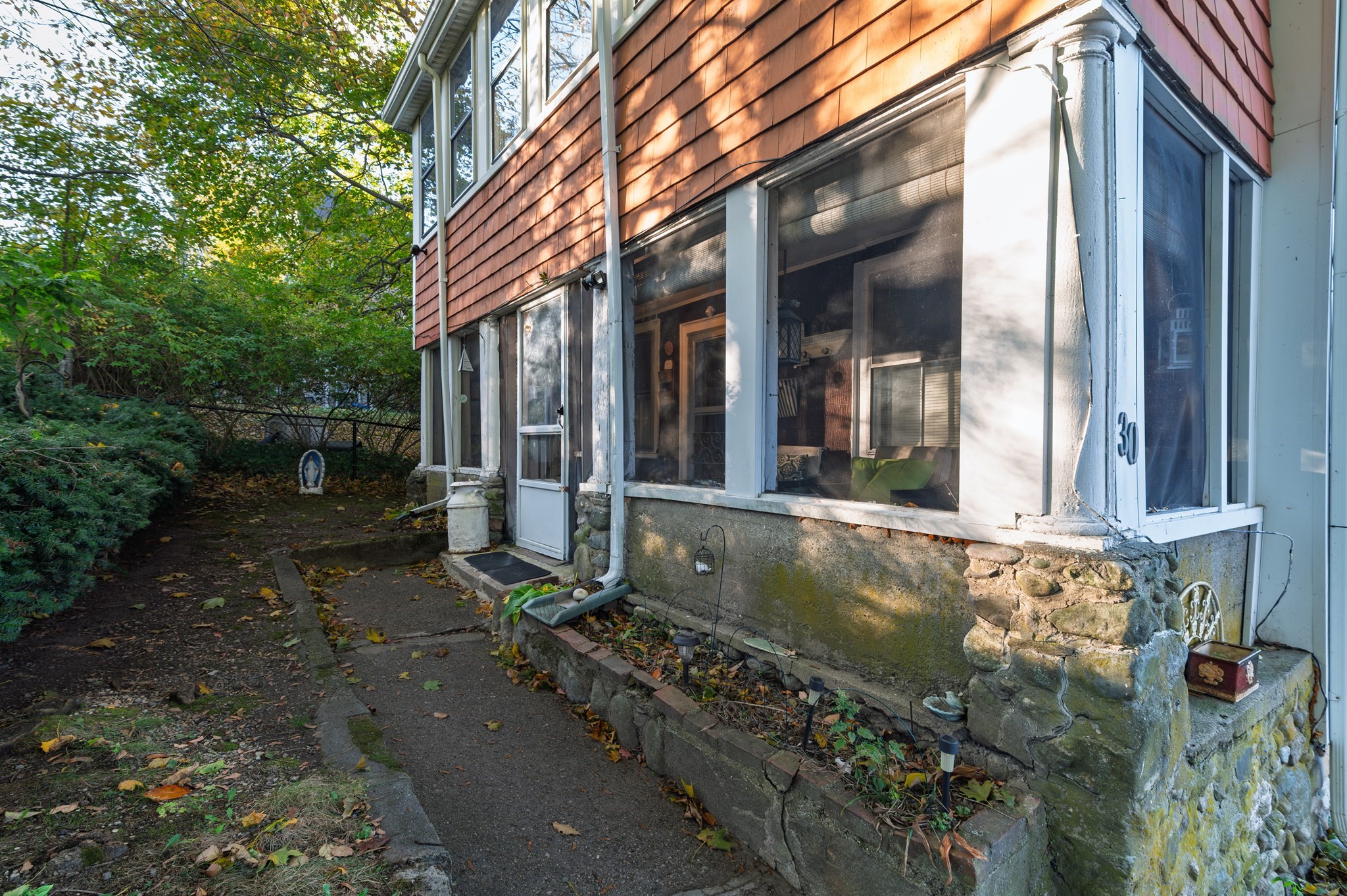 30 Puritan Rd Property Photo 6