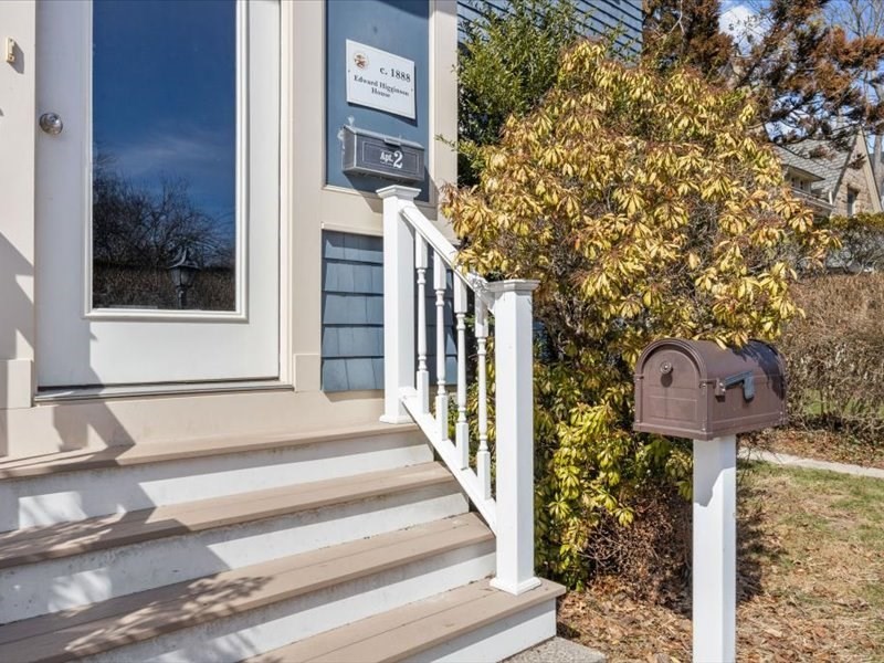 52 Underwood St Suite B Property Photo 3