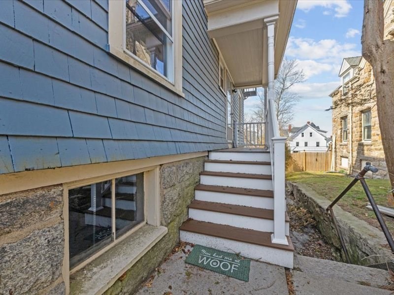 52 Underwood St Suite B Property Photo 4