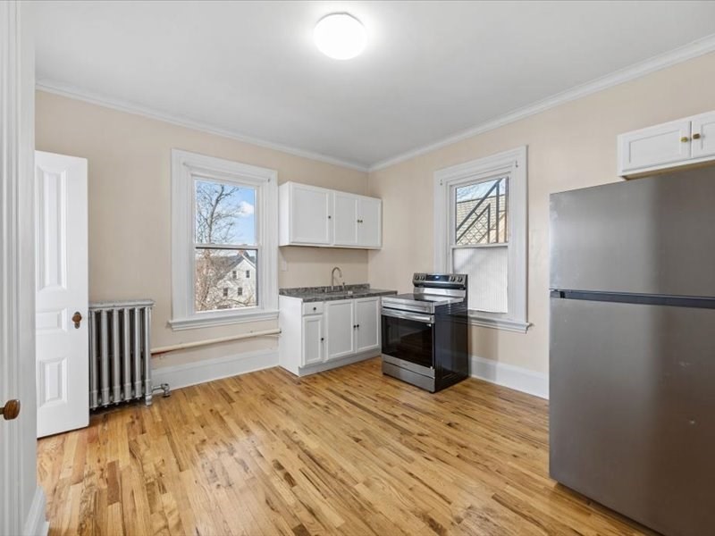 52 Underwood St Suite B Property Photo 10