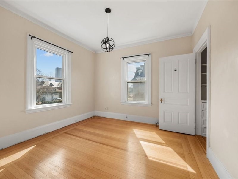 52 Underwood St Suite B Property Photo 16