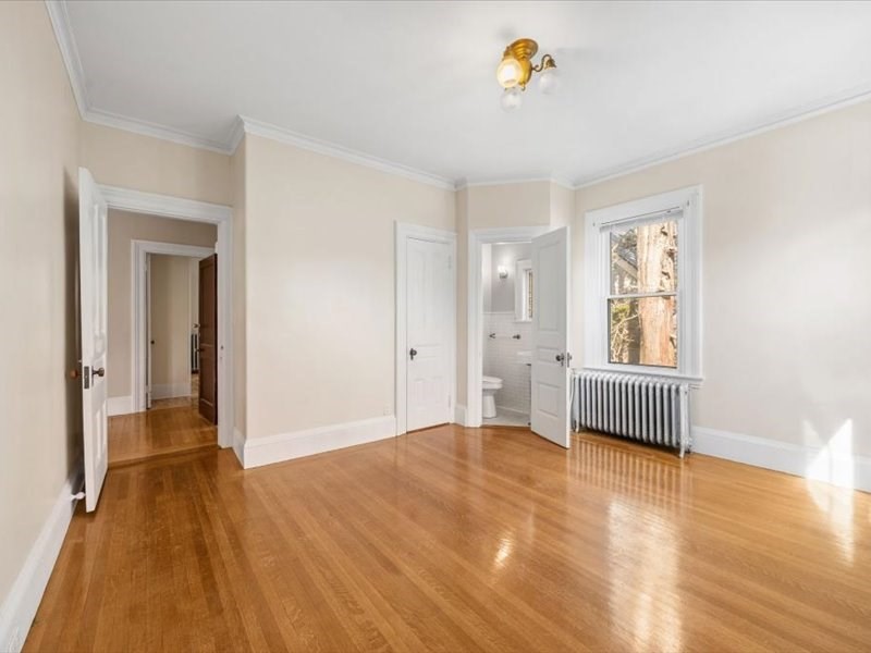 52 Underwood St Suite B Property Photo 17