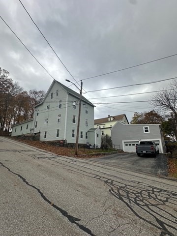 17 Mount Pleasant St Property Photo 1
