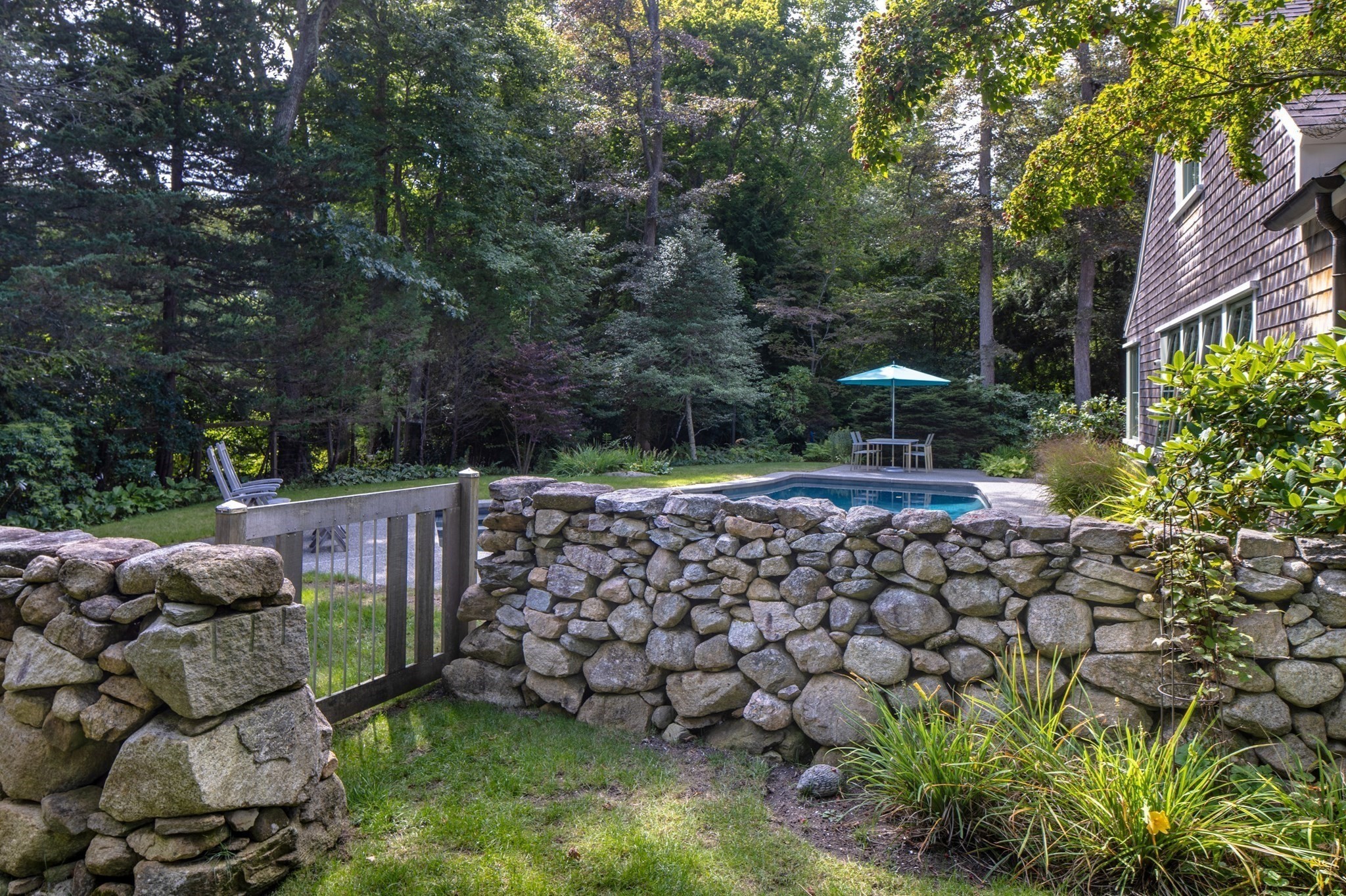 16 Vine St Property Photo 10