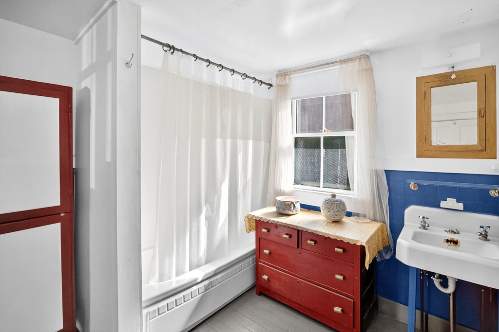 37 Pearl Street Property Photo 8