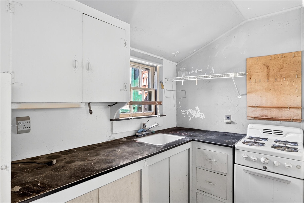 37 Pearl Street Property Photo 31