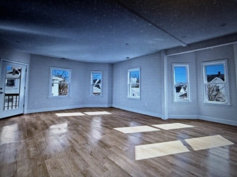 124 Glendower # 2 Property Photo 4