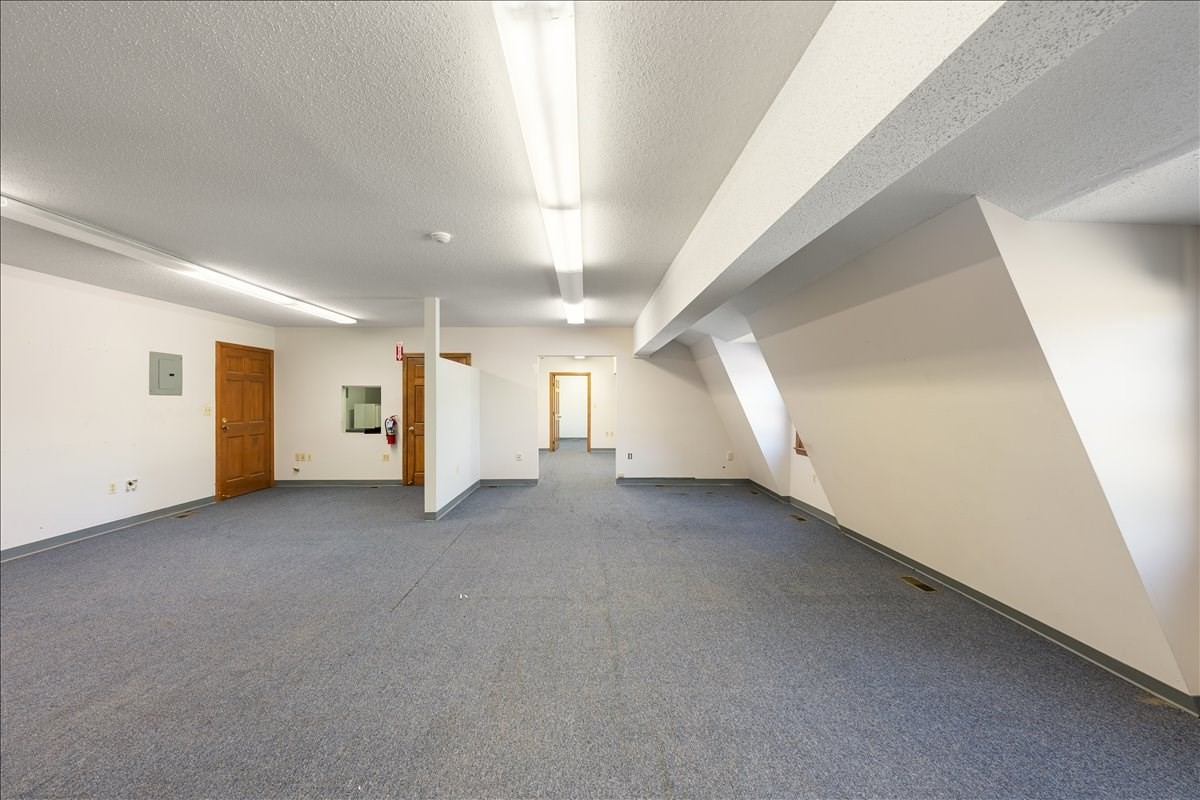 150 Westford Property Photo 14