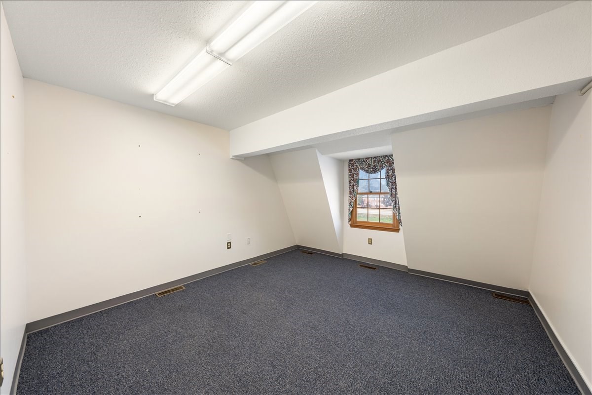 150 Westford Property Photo 19