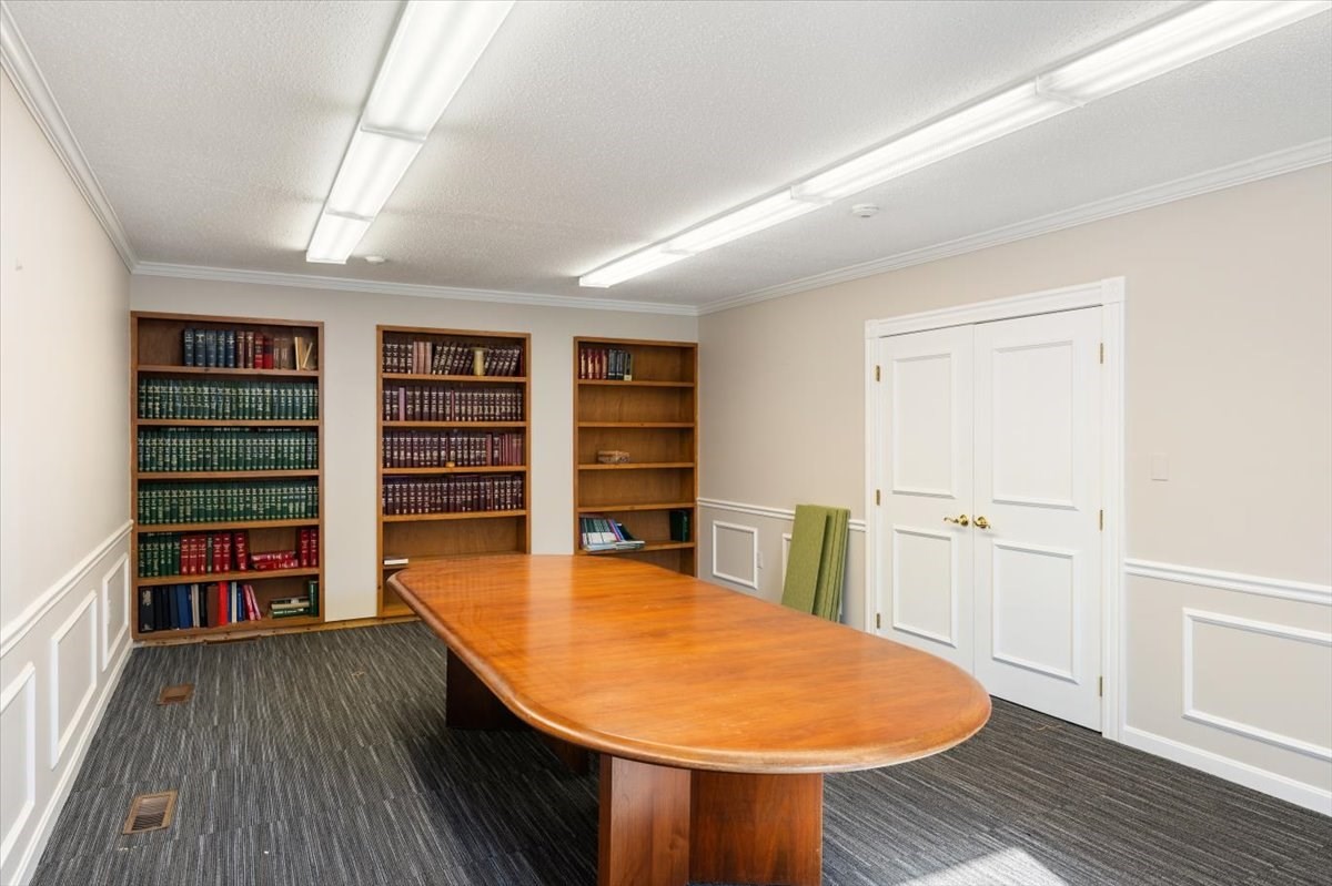 150 Westford Property Photo 23