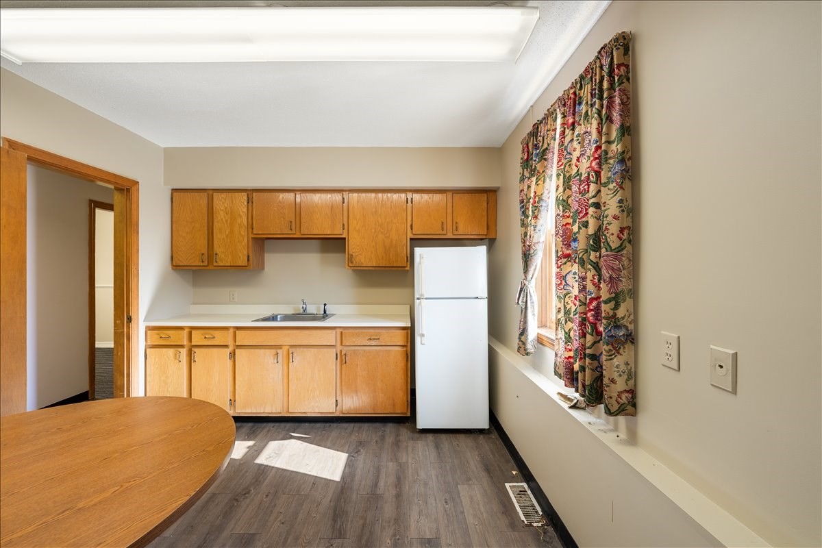 150 Westford Property Photo 25