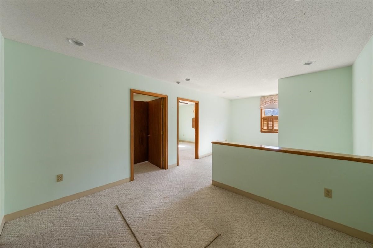 150 Westford Property Photo 28