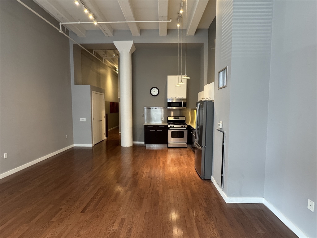 88 Kingston Street # 1e Property Photo 4