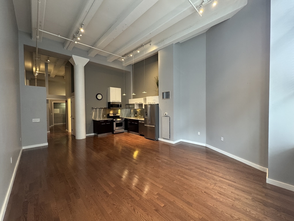 88 Kingston Street # 1e Property Photo 5