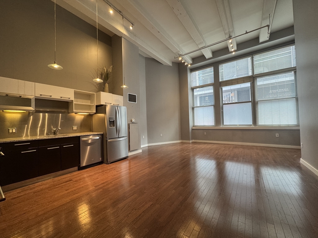 88 Kingston Street # 1e Property Photo 7